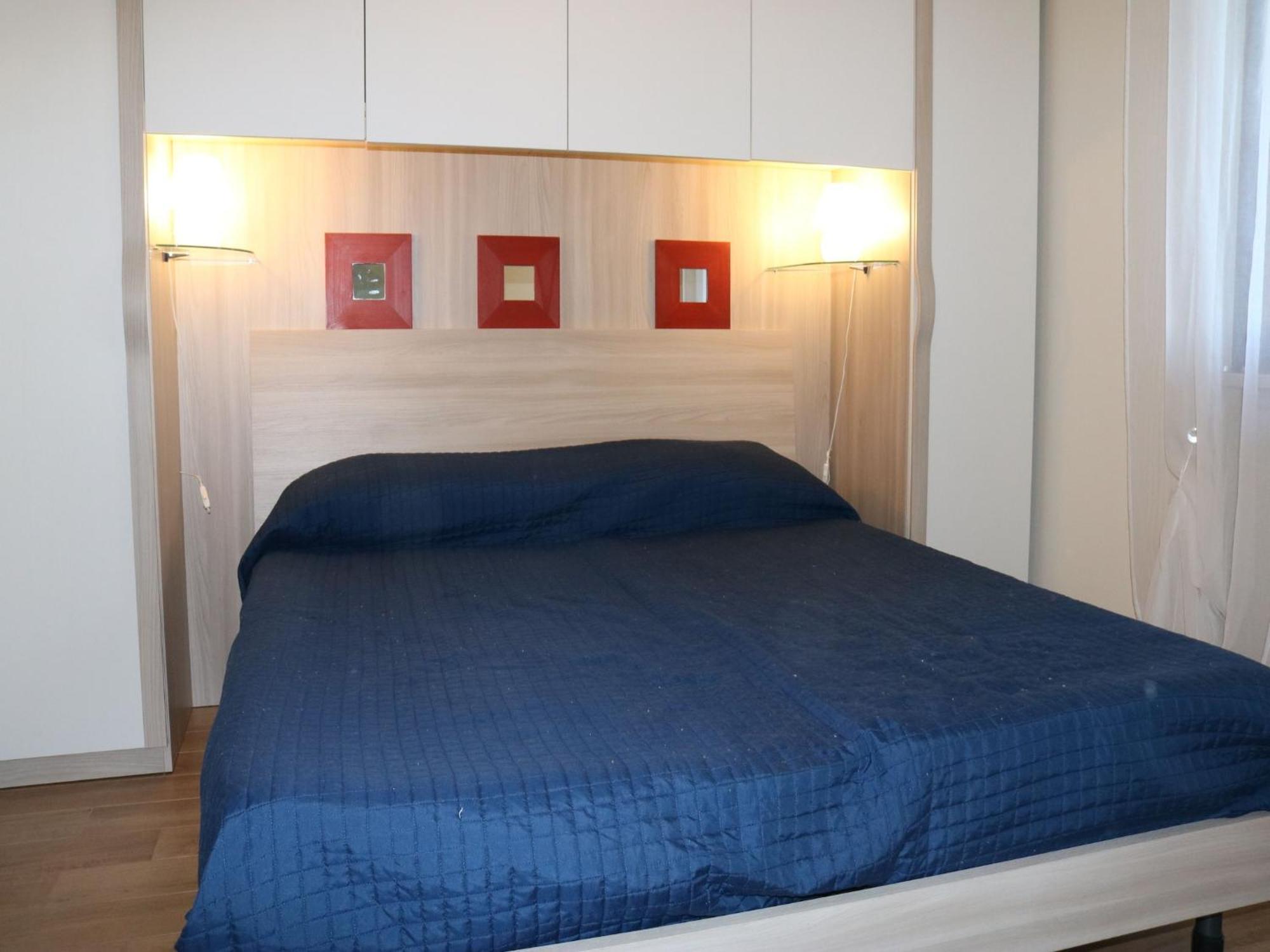 Enticing Holiday Home In Lazise With Swimming Pool Esterno foto