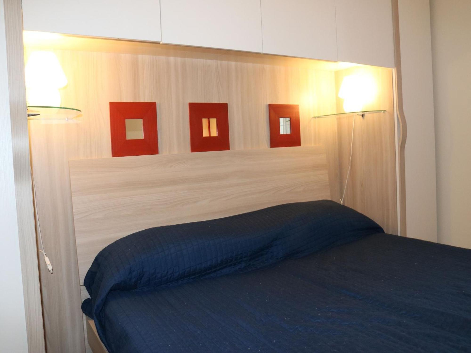 Enticing Holiday Home In Lazise With Swimming Pool Esterno foto