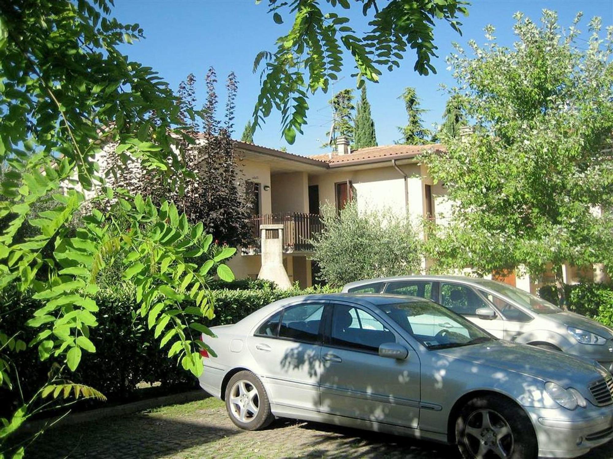 Enticing Holiday Home In Lazise With Swimming Pool Esterno foto