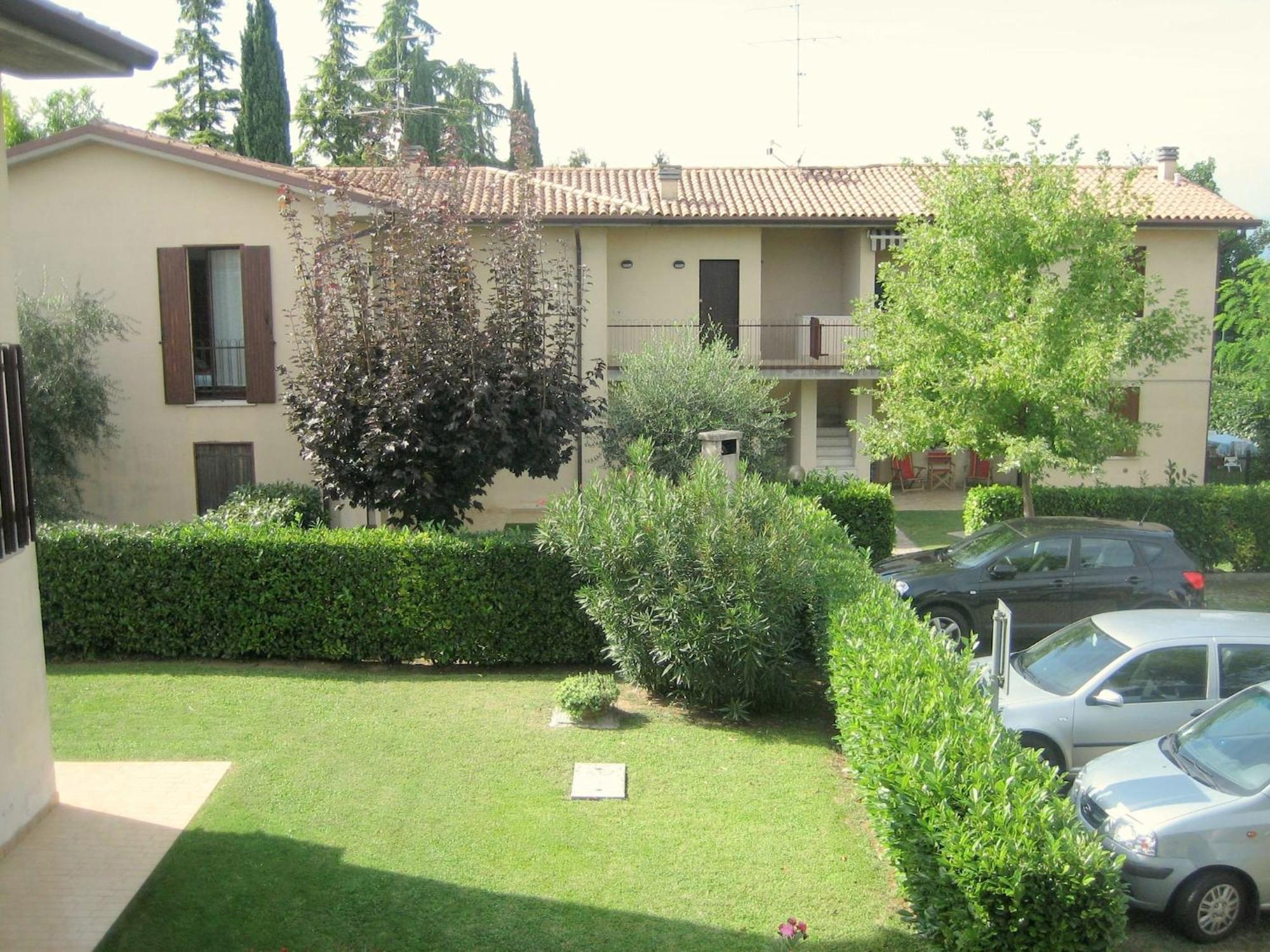 Enticing Holiday Home In Lazise With Swimming Pool Esterno foto